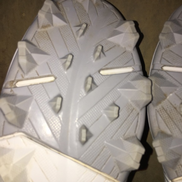 UA Leadoff Low RM Cleats White Silver Men Sz 9.5 - Picture 9 of 16